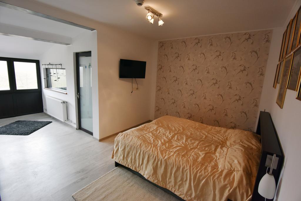Pensiunea Casa Elena Szentágota Szoba fotó